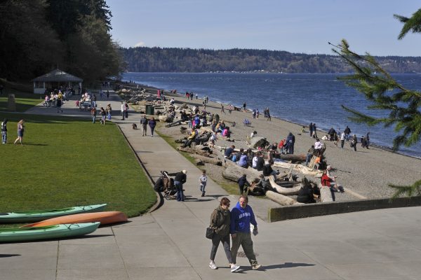 First Sunny Day at Point Defiance Park taking photos for signage and displays     Photos By Russ Carmack