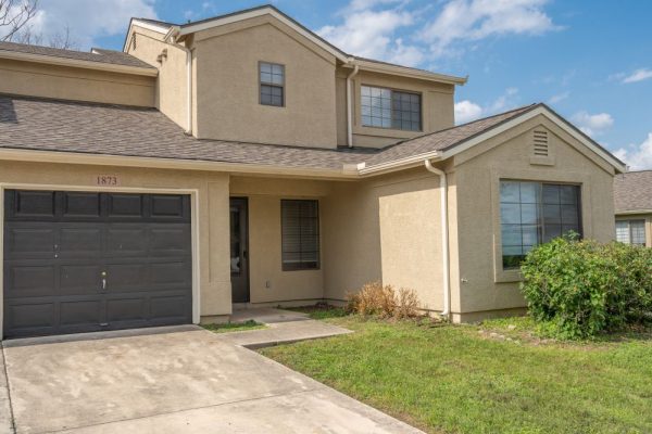 sam houston housing 1